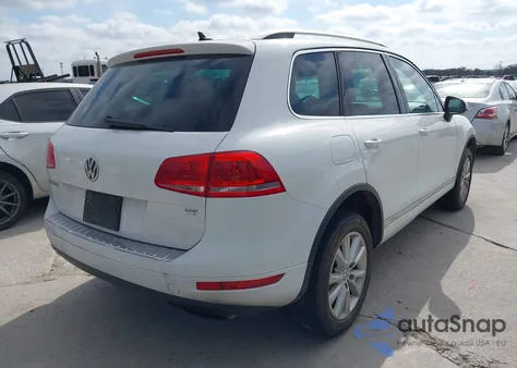 2013 Volkswagen Touareg Vr6 Sport from USA, damaged, VIN WVGEF9BP6DD009489